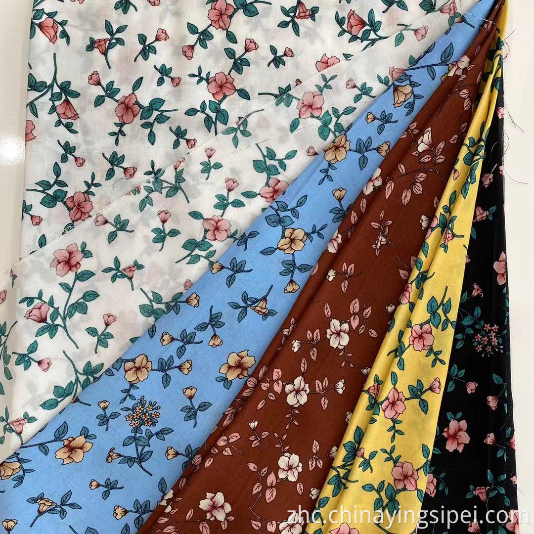 ISP纺织品便宜的价格普通风格WOVEN100人造丝Challis面料用于服装